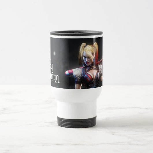 Batman Arkham Knight | Harley Quinn mit Bat Reisebecher (Mittel)