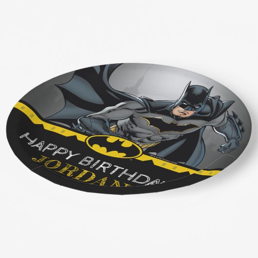Batman | Chalkboard Happy Birthday Pappteller (Schrägansicht)