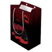 Batman Crimson Rain Mittlere Geschenktüte (Rückseite Schrägansicht)