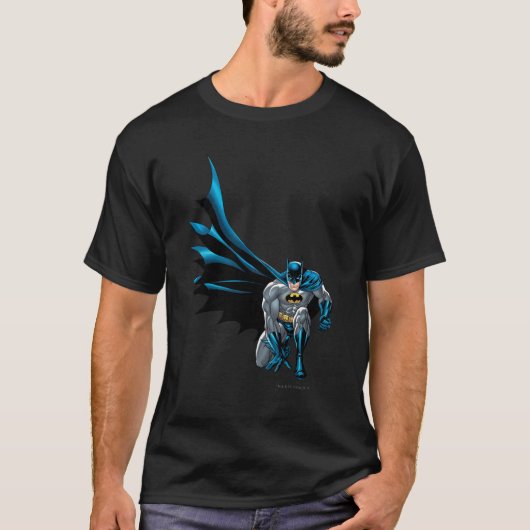Batman Crouches T-Shirt (Vorderseite)