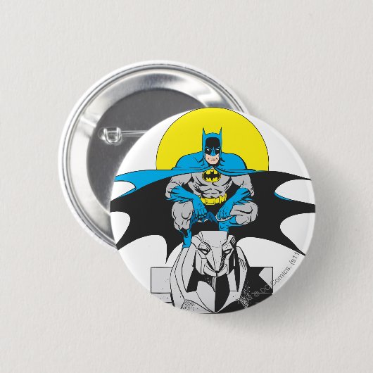 Batman Perches auf Stone Lion Button (Vorne & Hinten)