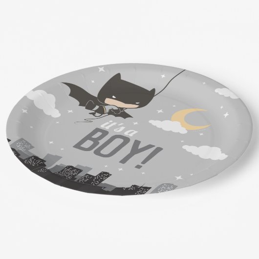 Batman Super Hero Baby Shower Pappteller (Schrägansicht)