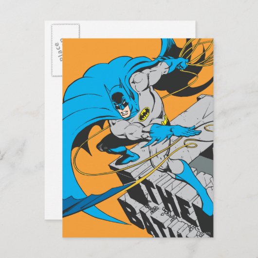 Batman Throws Batarang on Rooftop Postkarte (Vorne/Hinten)