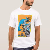 Batman Throws Batarang on Rooftop T-Shirt (Vorderseite)
