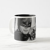 Batman und Robin in Batmobile Zweifarbige Tasse (Vorderseite Links)
