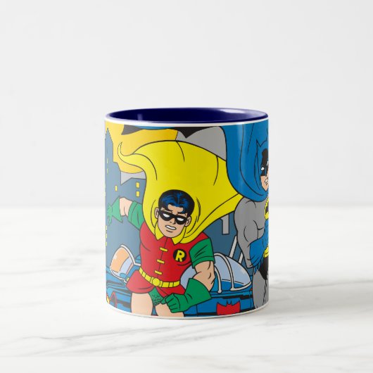 Batman und Robin laufen Zweifarbige Tasse (Mittel)