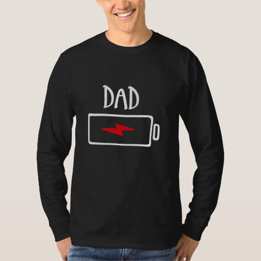 Batterie leer – Papa T-Shirt (Vorderseite)