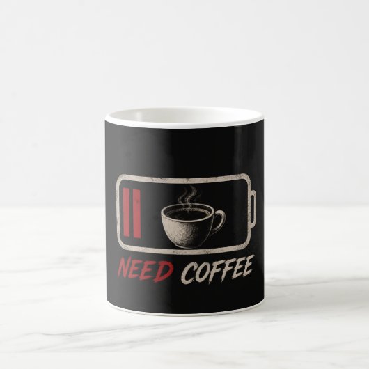 Batterie schwach, Kaffee benötigt – Kaffeetasse (Mittel)