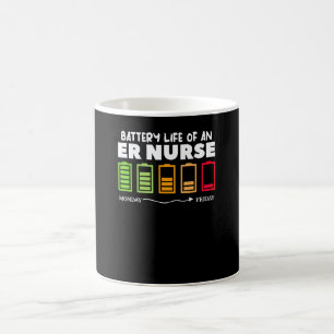 Batterielebensdauer eines Notfallpflegers Notaufna Kaffeetasse