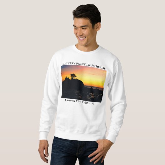 Batteriepunkt Leuchtturm, Crescent City California Sweatshirt (Vorne ganz)