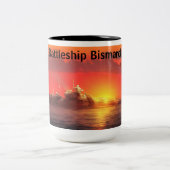 Battleship Bismarck Zweifarbige Tasse (Mittel)