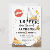 Bau Gelber Sprung Truck Boy Birthday Invita Einladung (Vorderseite)