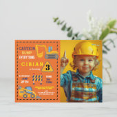 Baubaumeister Digger Truck Geburtstagspartei Einladung (Stehend Vorderseite)