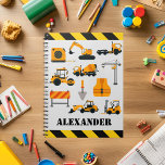 BauDigger Kids Personalisiertes Notebook Notizblock<br><div class="desc">Bauen Sie Kreativität mit unserem Construction Digger Kids Personalisiert-Notebook! Mit spielerischen Baggern und einem individuelle Name ist es perfekt für Skizzen,  Notizen und aufstrebende Architekten.</div>