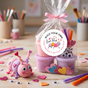 Baue ein Liebeskäfer-Playdough-Valentinslabel Runder Aufkleber