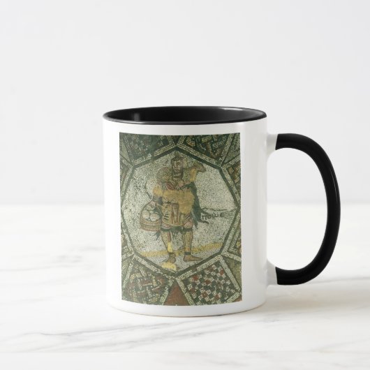 Bauer, der ein Mutterschaf und einen Korb des Tasse (Rechts)