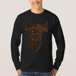 Bauer des Hochlandrindes mit Kuh T-Shirt