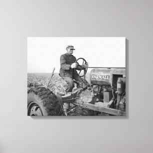 Bauer fährt Traktor, 1937 Leinwanddruck