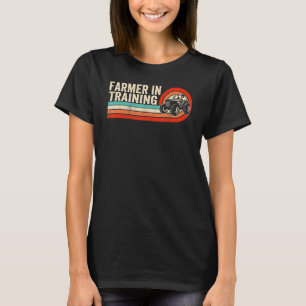 Bauer in der Ausbildung von rückwärts geneigten Zu T-Shirt