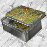 Bauerngarten mit Crucifix von Gustav Klimt Puzzle<br><div class="desc">Der Bauerngarten mit Kruzifix (1911/1912) von Gustav Klimt ist ein Vintages Viktorianisches Zeitalter-Symbolismus feine Kunst religiöses Gemälde. Eine Naturlandschaft mit einer Vielzahl von Blume, die ein Kruzifix mit Jesus Christus umgeben, in einem Garten auf einem Bauernhof. Über den Künstler: Gustav Klimt (1862-1918) war ein österreichischer Symbolik-Maler und einer der prominentesten...</div>