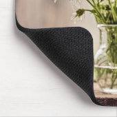 Bauernhaus Daisy Bouquet im Fenster Mousepad (Ecke)