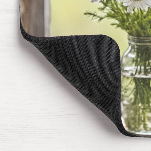 Bauernhaus Daisy Bouquet im Fenster Mousepad (Ecke)