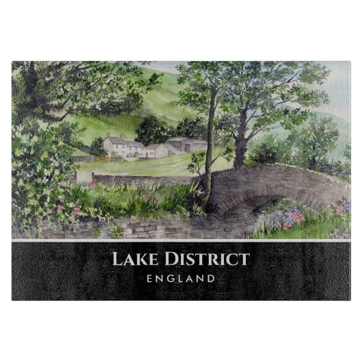 Bauernhaus in der Nähe von Thirlmere Lake District Schneidebrett (Vorderseite)