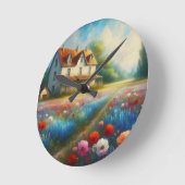 Bauernhof auf einem Feld von Blume Runde Wanduhr (Winkel)