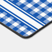 Bauernhof Blau und Weiß Gingham Kariert Monogram Schreibtischunterlage (Ecke)