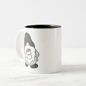 Bauernhof Gnome mit Lumpy Coffee Tasse (Vorderseite Links)