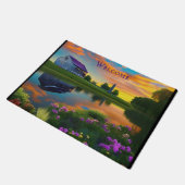 Bauernhof Lila Dachteich bei Sonnenaufgang Fußmatte (Schrägansicht)