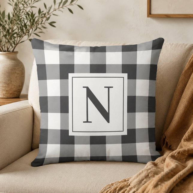 Bauernhof Soft Black Gingham Karo Kariert Monogram Kissen (Von Creator hochgeladen)