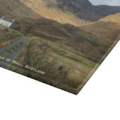 Bauernhof und Berge auf der Insel Mull-Schottland Schneidebrett (Ecke)
