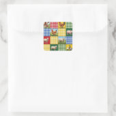 Bauernhoftiere und Gingham-Patchwork-Quilt Quadratischer Aufkleber (Tasche)