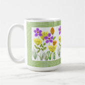 Bauernstil-Blume mit Green Gingham Kaffeetasse (Links)