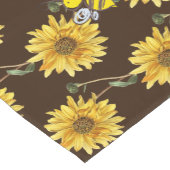 Bauernstil Sonnenblumen und Bienen auf Braun Kurzer Tischläufer (Ecke)