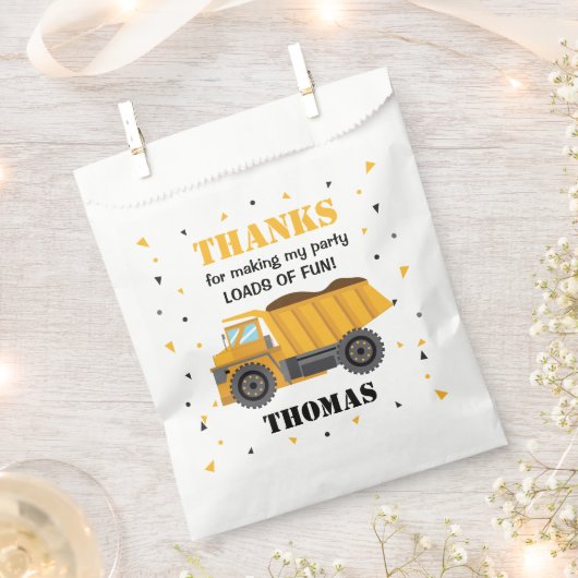 Baugeburtstag und LKW Gunst Tasche Geschenktütchen (Ausgeschnitten)