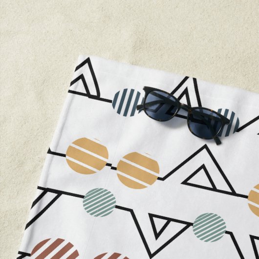 Bauhaus-Dreiecke Strandtuch (Beispiel)