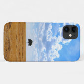 Baum auf einem geernteten Weizenfeld Case-Mate iPhone Hülle (Rückseite (Horizontal))