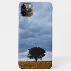 Baum auf einem leeren Feld Case-Mate iPhone Hülle