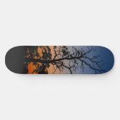 Baum auf Sonnenuntergang Skateboard (Horizontal)