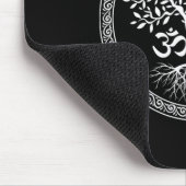 Baum des Lebens mit Om-Symbol Yoga Zen Meditation Mousepad (Ecke)