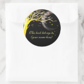 Baum, glühend mit Glühwürmchen Runder Aufkleber (Tasche)