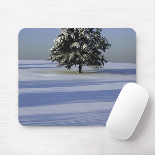 Baum im Schnee umfaßte Landschaft Mousepad (Mit Mouse)