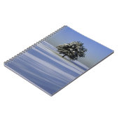 Baum im Schnee umfaßte Landschaft Notizblock (Linke Seite)