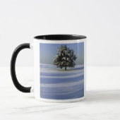 Baum im Schnee umfaßte Landschaft Tasse (Links)