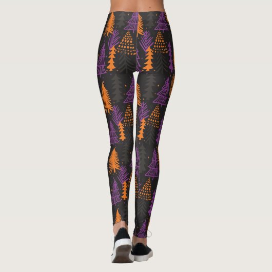 Baum-Muster-Schwarz-Orange Halloweens immergrüne Leggings (Rückseite)