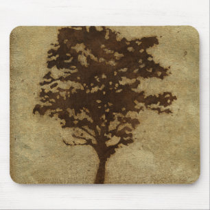 Baum-Silhouette auf Bronzehintergrund Mousepad