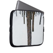 Baum-Stämme im Schnee Laptopschutzhülle (Vorne Rechts)