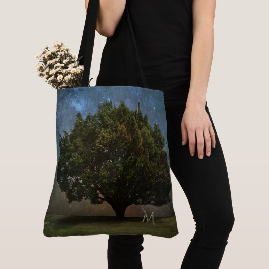 Baum unter den Sternen Tasche (Von Nahem)